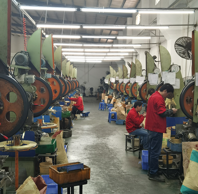 خط إنتاج العيينة في المعادن nuote