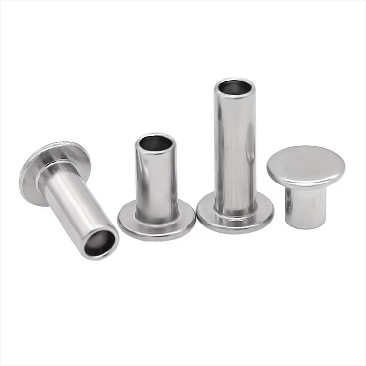 شيء عن المسامير شبه المجوفة