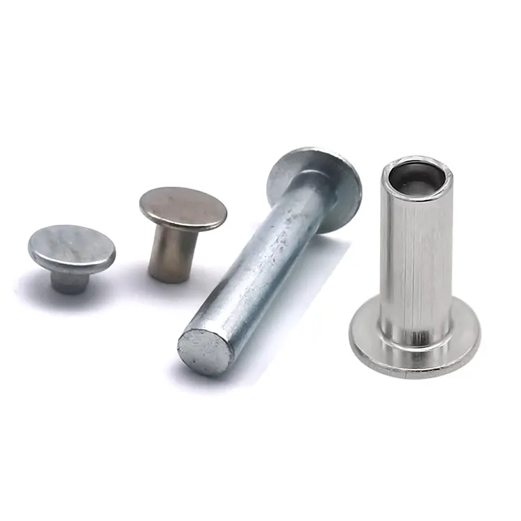 المسامير ذات الرأس المسطح الحديدي