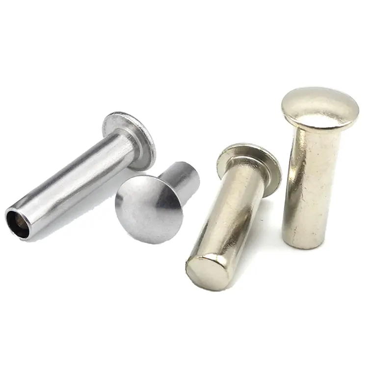 المسامير ذات الرأس الفولاذي